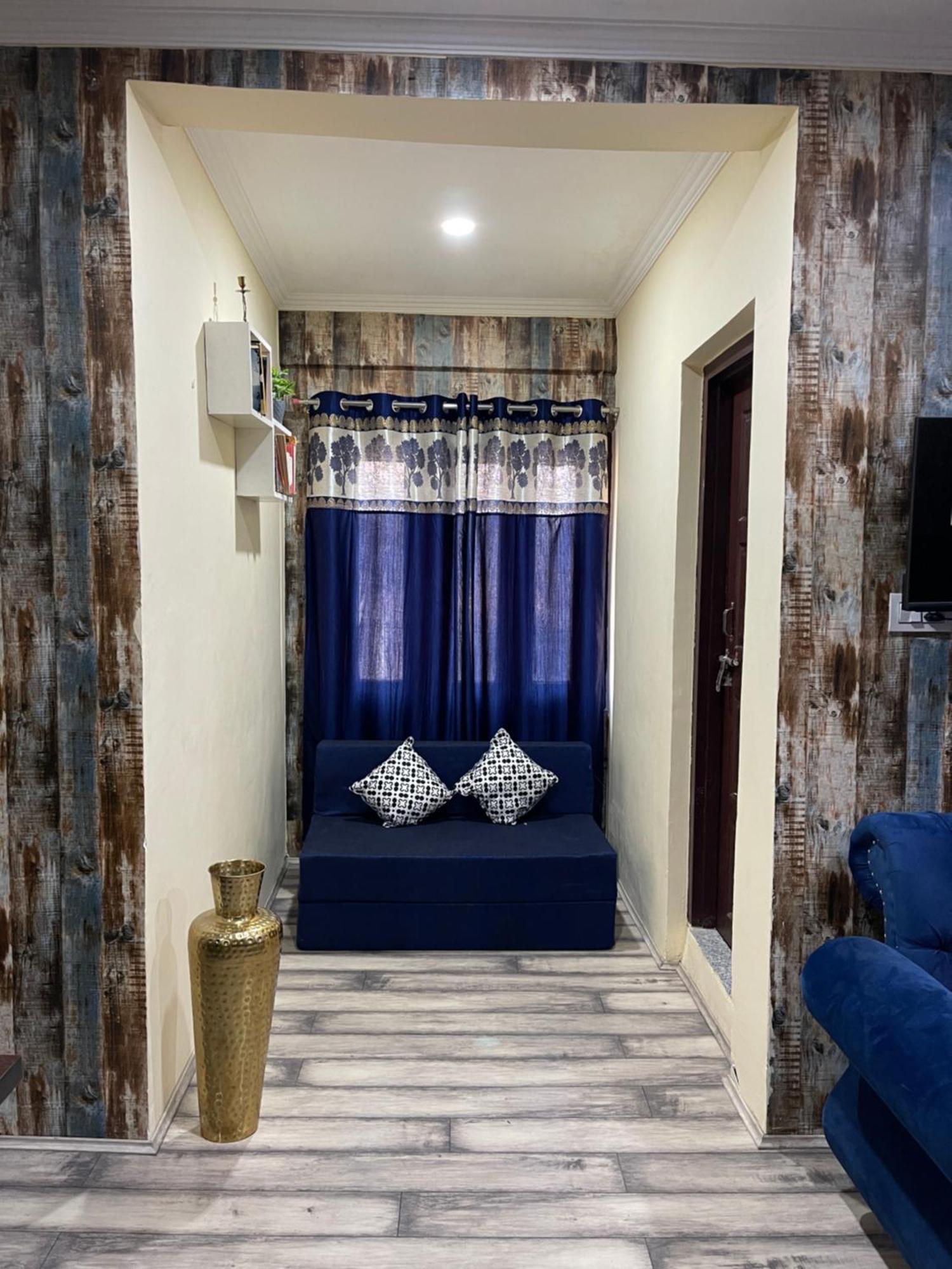 The Khayabaan - Luxurious Home Stay Away From Home Srīnagar Exterior foto